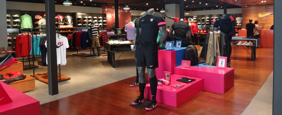POUSTA | Nike reestrena su tienda de Parque Arauco